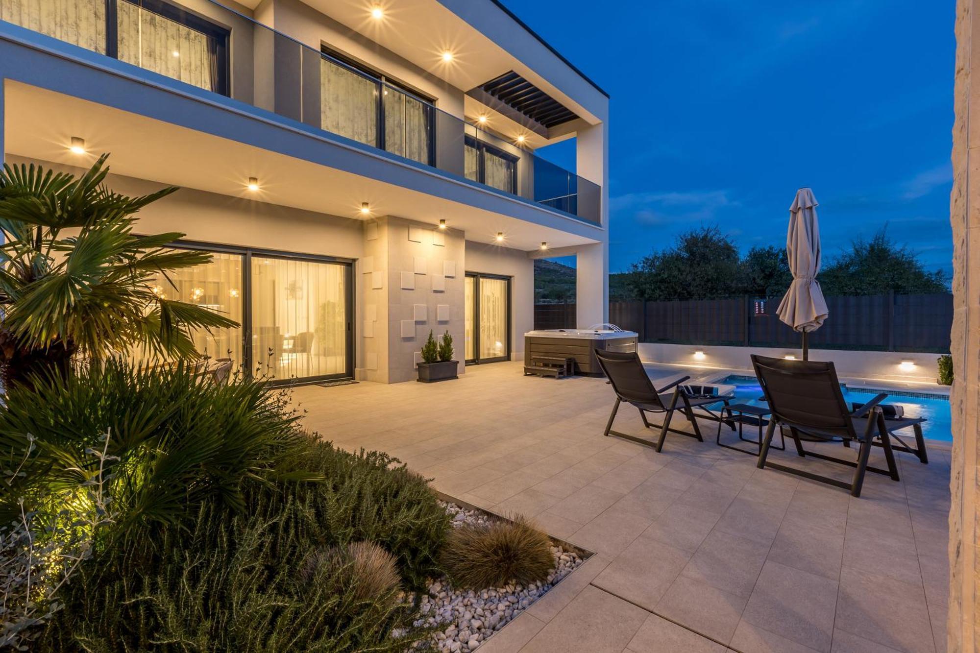 Luxury Villa Diana With Heated Pool And Jacuzzi Dograde Exterior foto